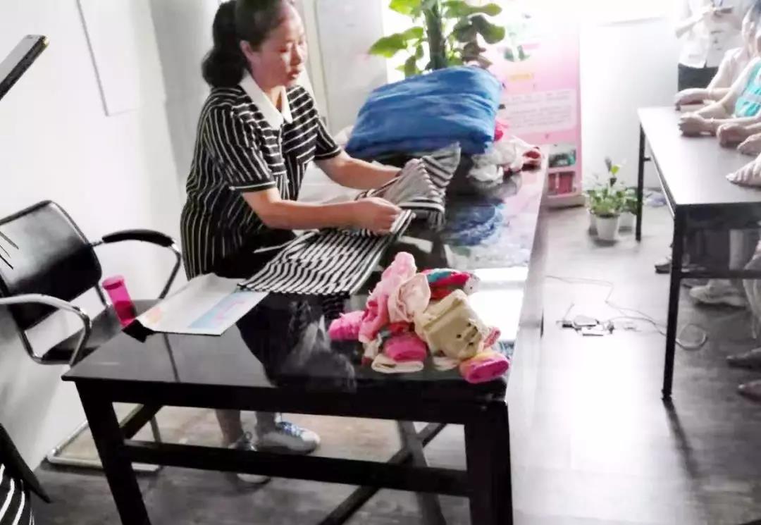 ��ķ��ɩ�ؠt����ɳ��B(t��i)����ȸ����ĩ��Ӗ(x��n)���c(di��n)æ��