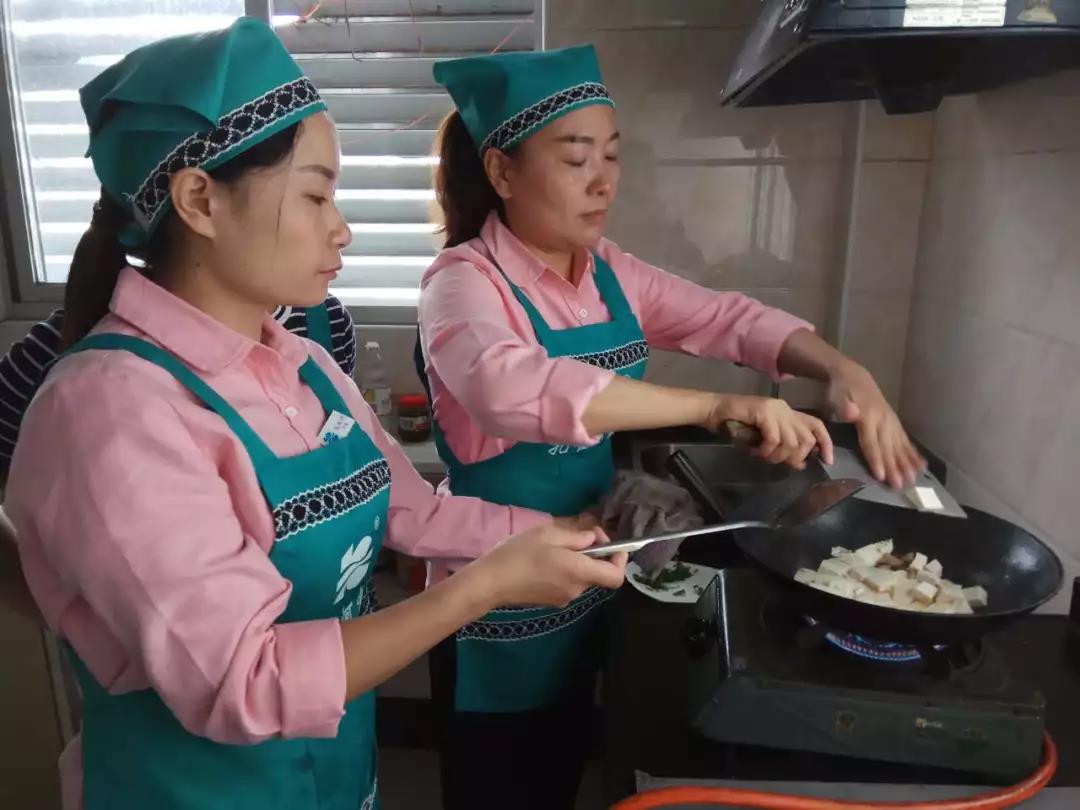 ��֪ͨ��8��20����ɩ��Ӗ(x��n)�_�n��������